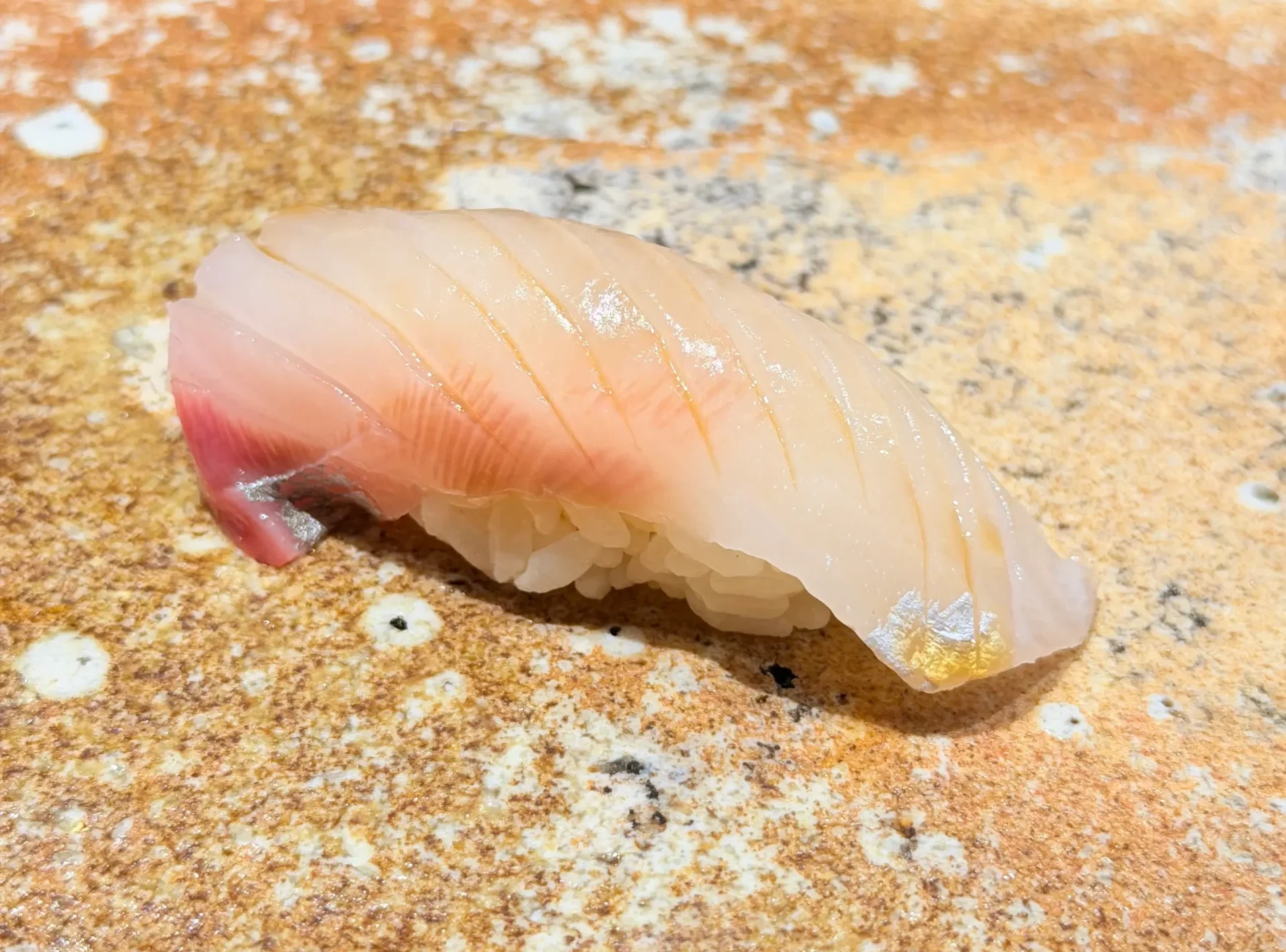 樂魚料亭 縞鰺握壽司