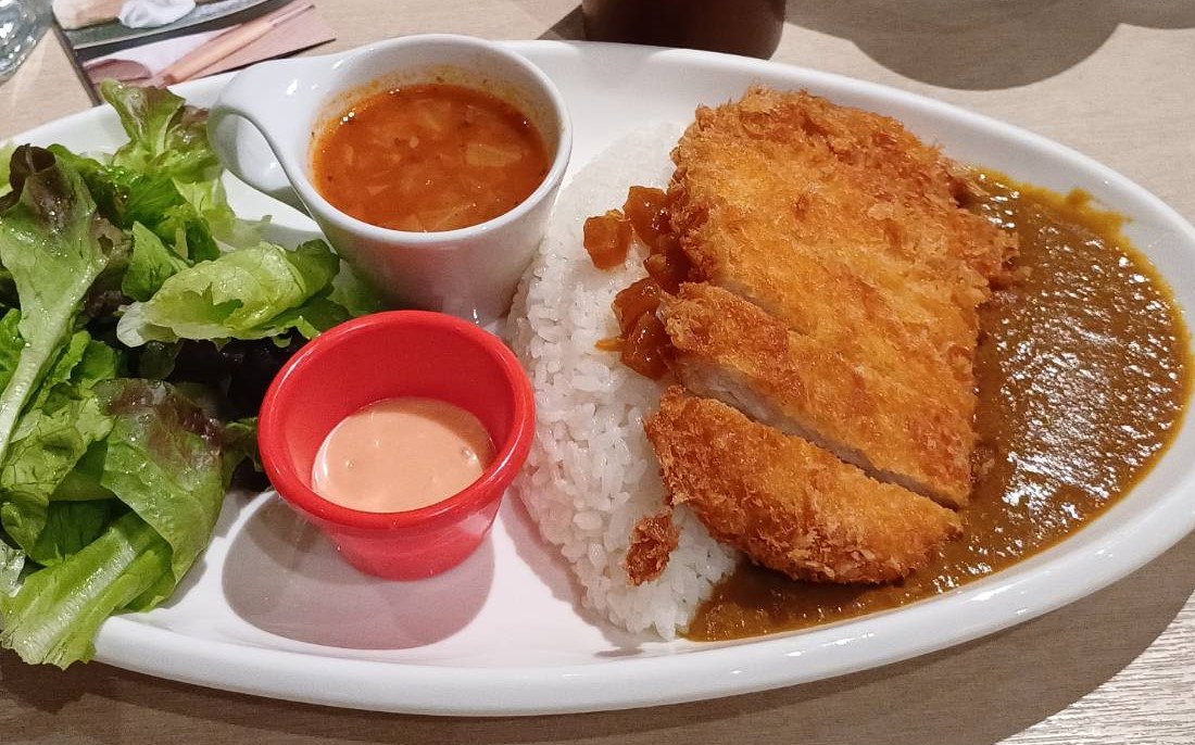 高雄台鋁武藏野森咖啡-酥炸豬里肌咖哩飯