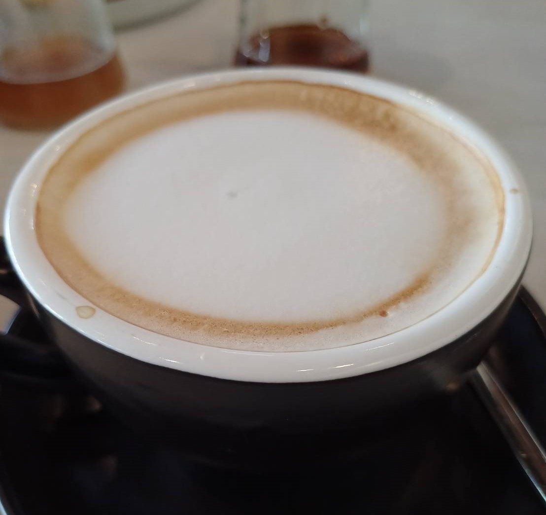 高雄台鋁武藏野森咖啡-熱拿鐵