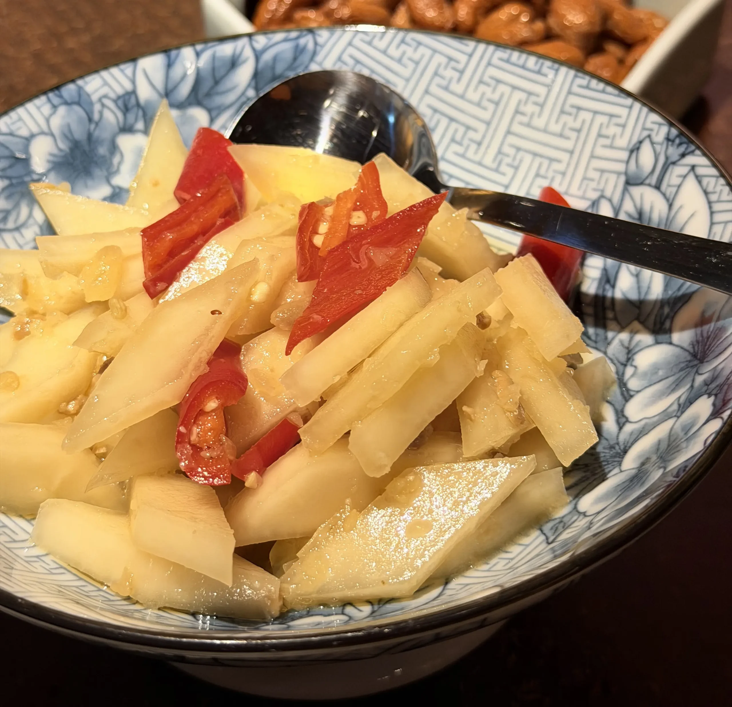 迎賓四巧碟-涼拌大頭菜