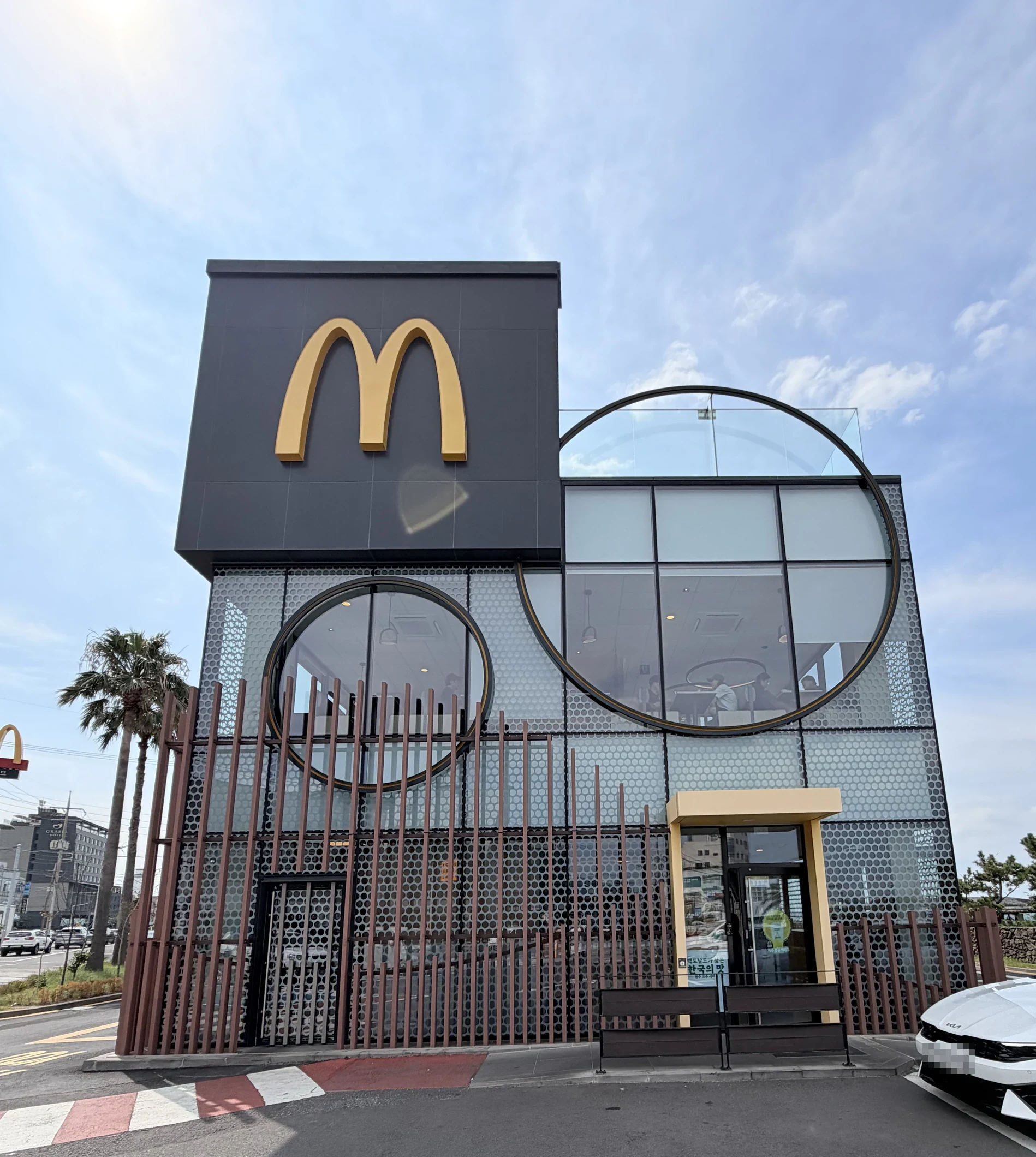 麥當勞 濟州外都DT店 外觀