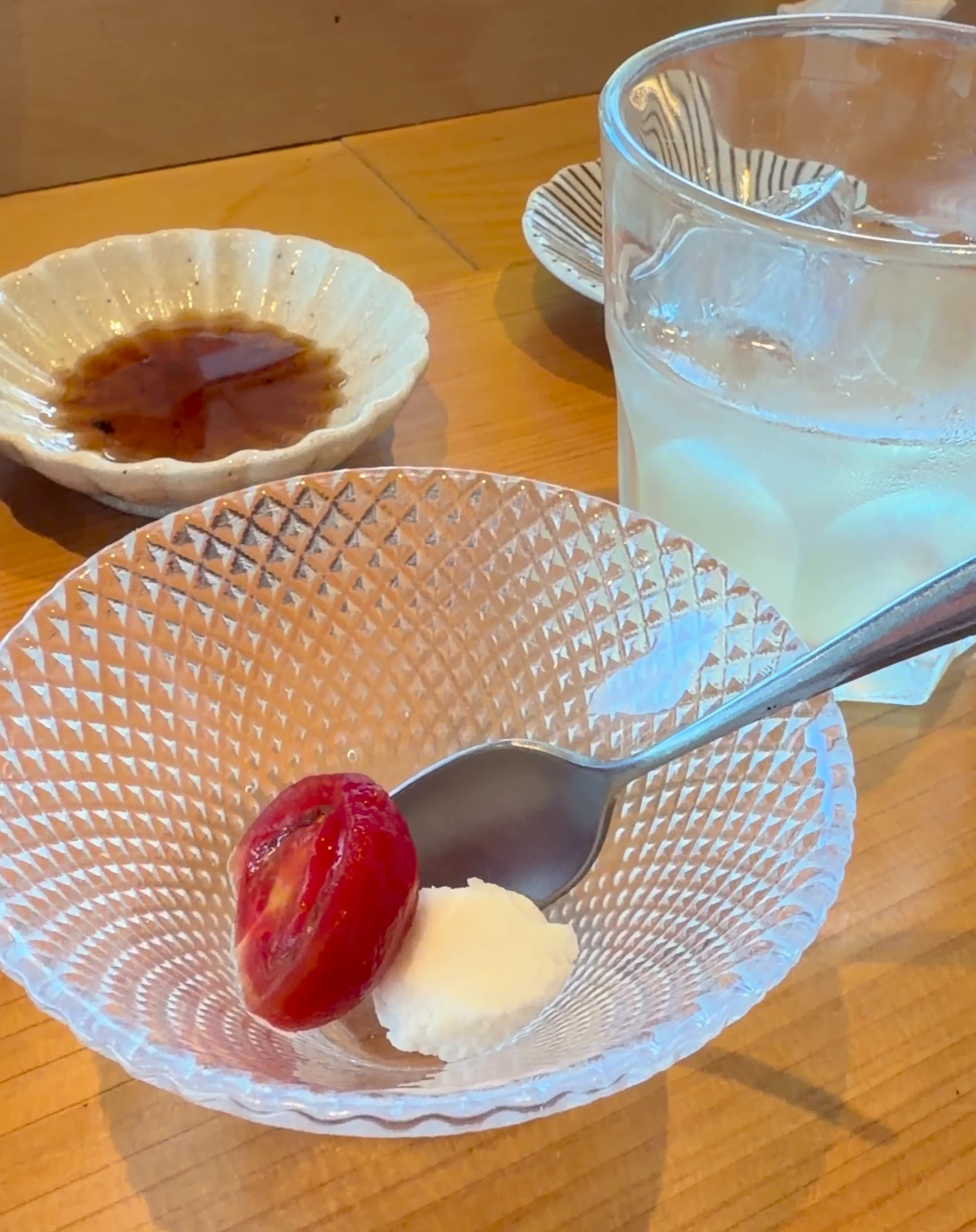 스시아카리 Sushi Akari 甜點與柚子茶